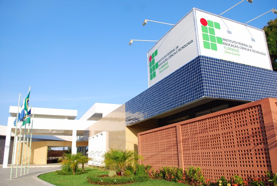 IFF abre 387 vagas gratuitas para cursos de graduação no 2º semestre de 2025. Inscrições online até 5 de maio. Veja o edital e inscreva-se!