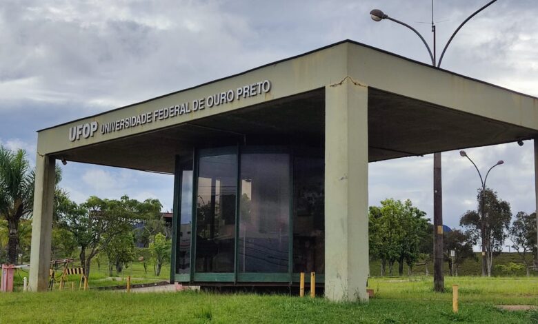 UFOP abre vagas para professores orientadores de TCC! Processo seletivo com inscrições gratuitas e bolsas de R$1.850. Confira o edital!