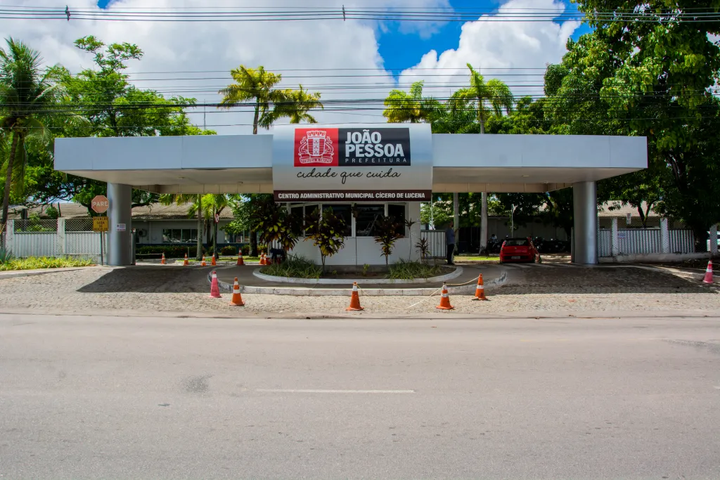 Prefeitura de João Pessoa - PB abre Concurso Público na Educação com 400 vagas