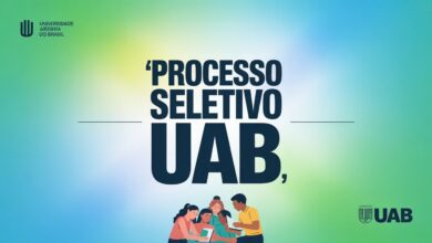 Processo seletivo UAB - UVA para professores e tutores EAD com bolsas de até R$1.850. Inscrições até 21/05. Vagas para 4 cursos em 20 polos.