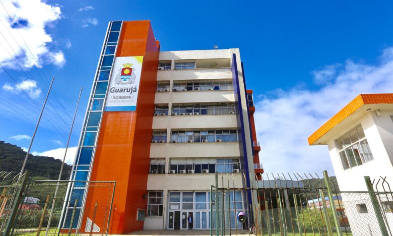 Concursos em Guarujá oferece vagas para Inspetor de Alunos e Professores com salários até R$ 3.098 mais benefícios. Inscrições abertas até 19 de março.