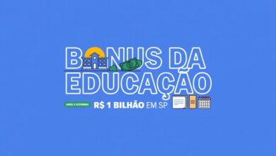 Governo de SP pagará quase R$ 1 bilhão em bônus para profissionais da educação em 2026. Veja quem recebe e como será o pagamento.