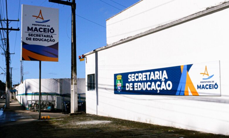 Maceió abre 5.700 vagas temporárias na educação municipal com inscrição gratuita. Pedagogia, licenciaturas e nível médio.