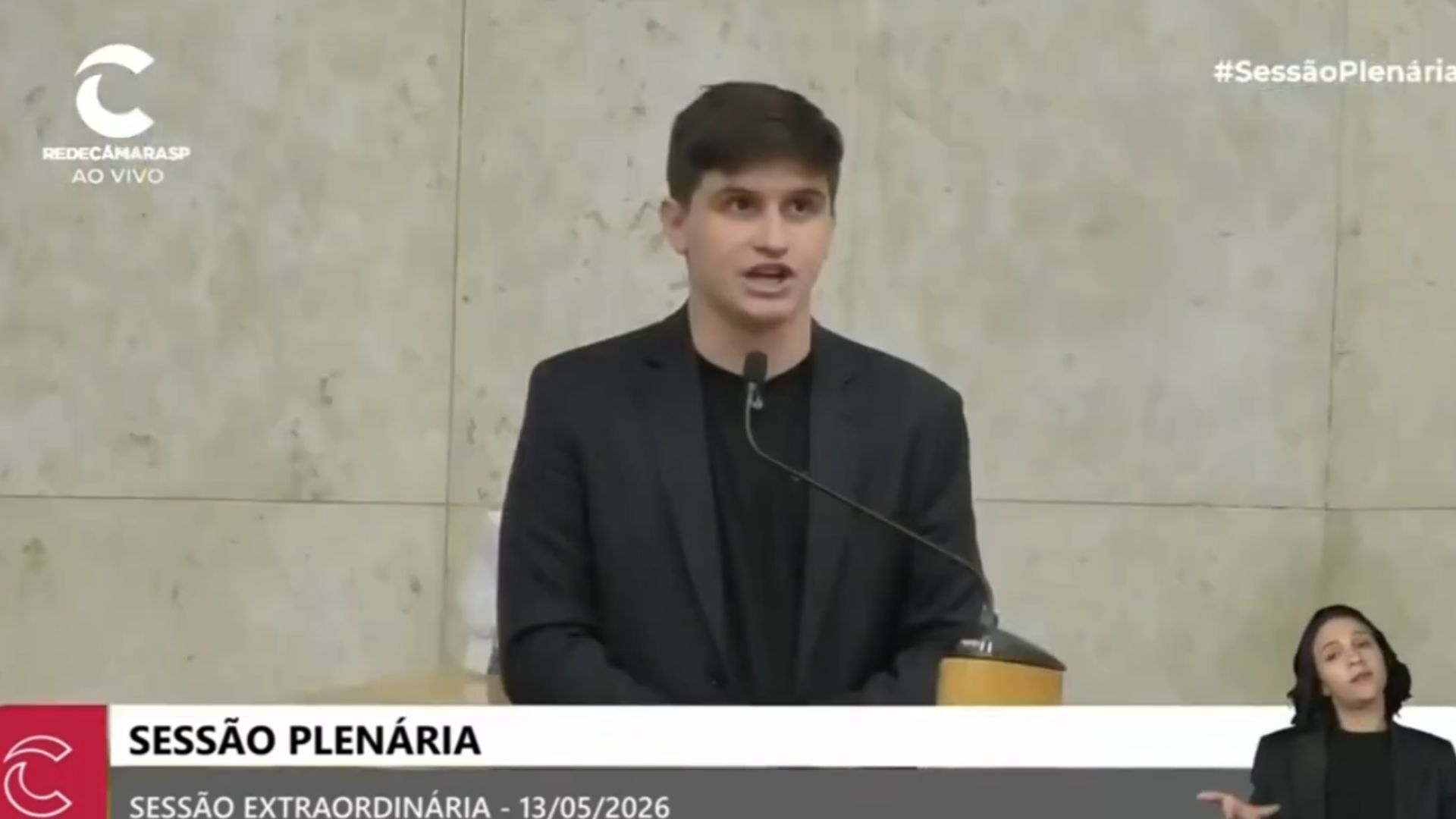 Vereador chamou professores de vagabundos enquanto a Câmara votava reajuste de 3,48% para o magistério paulista.