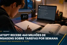 ChatGPT supera 460 milhões de mensagens semanais sobre tarefas escolares nos EUA. Relatório da OpenAI mostra como a IA entrou na rotina de estudos.